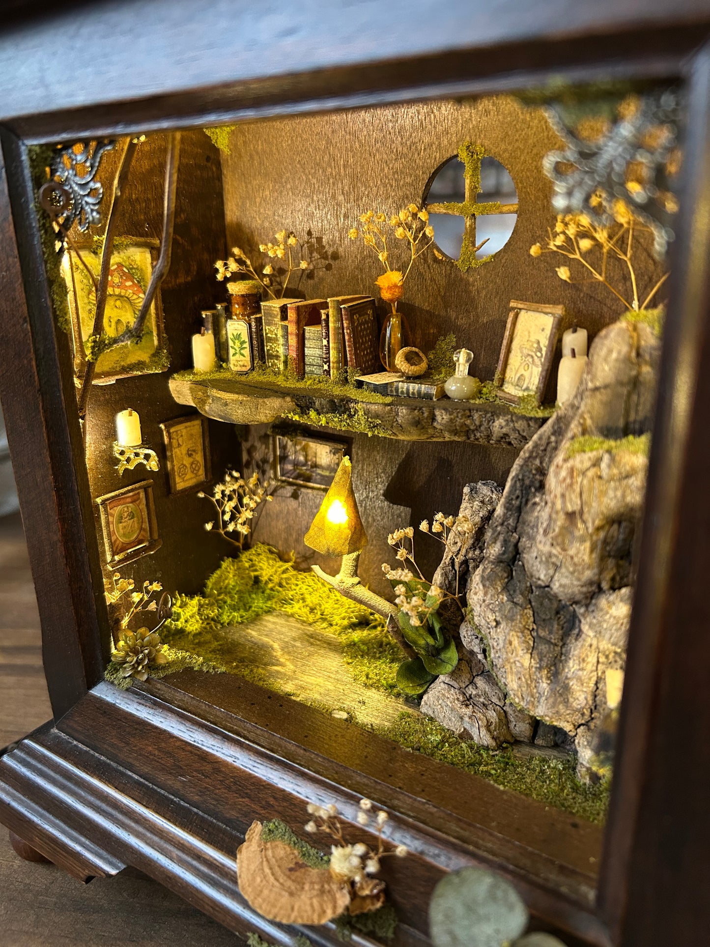 Fae Clock #3 - Reading Nook