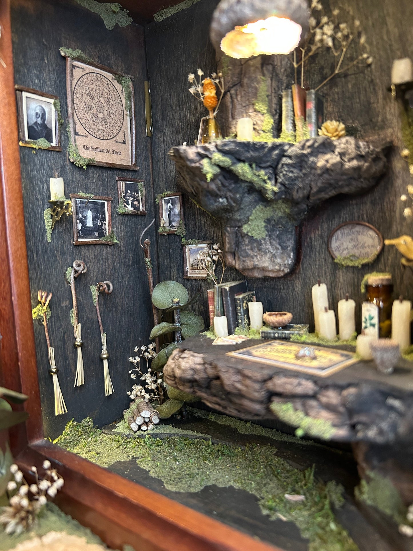 Fae Clock #2 - Witchy Room