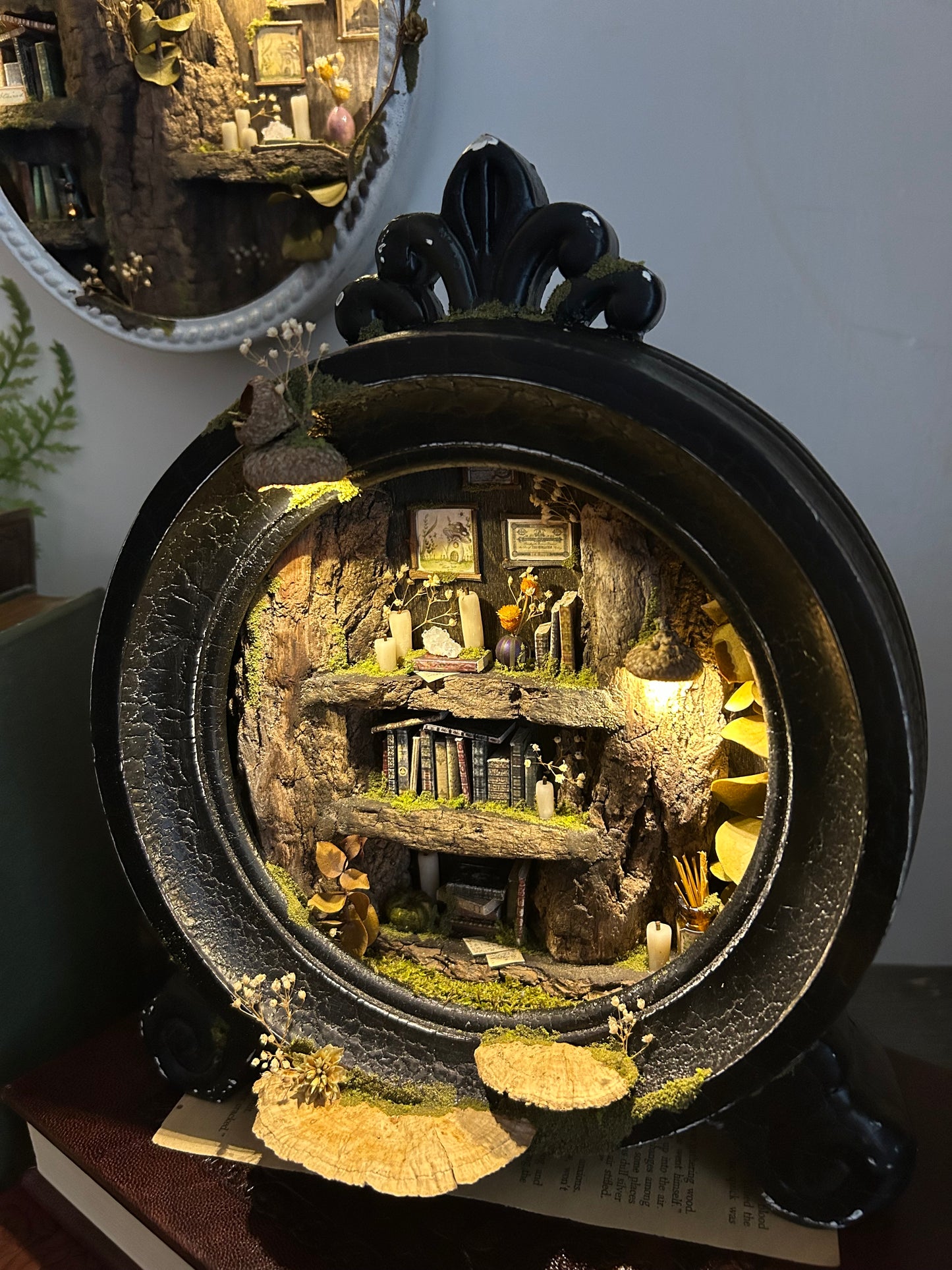 Faery Tabletop Lamp
