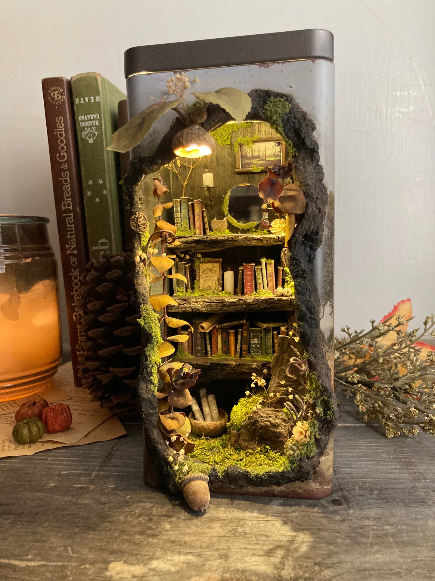 Faery Library Tin